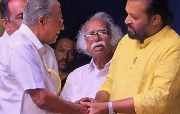 'ഇത് കുട്ടികളുടെ വേദി, രാഷ്ട്രീയപരമായ വിമർശനങ്ങൾക്ക് കലോത്സവ വേദിയിൽ മറുപടി നൽകുന്നില്ല': സുരേഷ് ഗോപി, വിമർശിച്ച് മുഖ്യമന്ത്രി | State school Kalolsavam