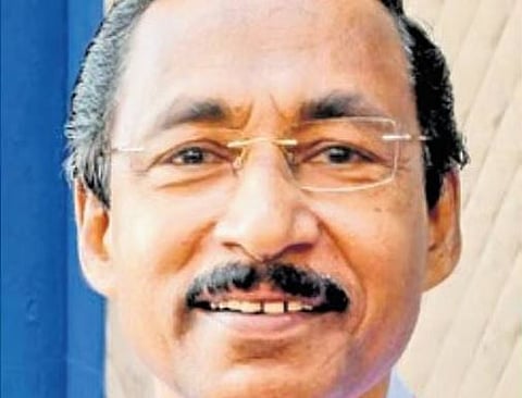 'കോൺഗ്രസിൽ നിന്ന് പുറത്തു വരുന്നവർ വഴിയാധാരമാകില്ല': പി മോഹനൻ | Congress