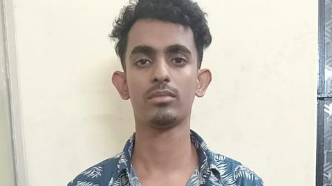 ഓഹരി വ്യാപാരത്തിന്റെ പേരിൽ ഒരു കോടിയോളം രൂപയുടെ തട്ടിപ്പ്; കോഴിക്കോട് സ്വദേശി പയ്യന്നൂരിൽ പിടിയിൽ | Share trading fraud Payyannur