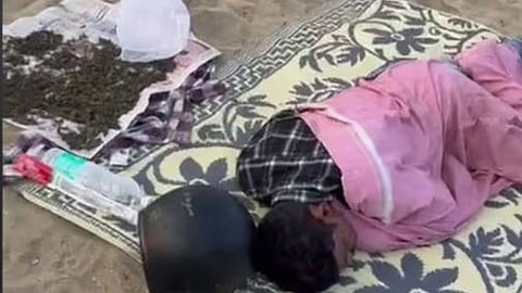 കോഴിക്കോട് ബീച്ചിൽ കഞ്ചാവ് ഉണക്കാനിട്ടു, കൂടെ കിടന്നുറങ്ങി: യുവാവ് പിടിയിൽ | Cannabis