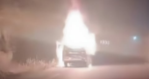 കല്ലമ്പലത്ത് ഓടിക്കൊണ്ടിരുന്ന കാറിന് തീപിടിച്ചു; കുടുംബം അത്ഭുതകരമായി രക്ഷപ്പെട്ടു | Kallambalam car fire
