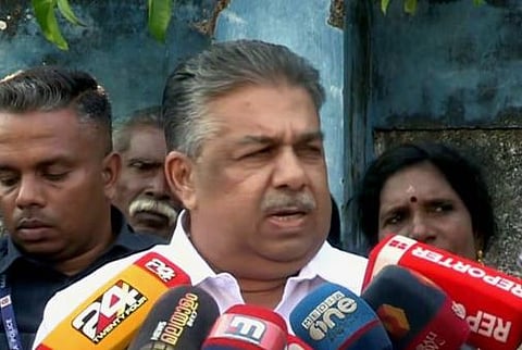 'മലപ്പുറത്തും കാസർഗോട്ടും വിജയിച്ചവരുടെ പട്ടിക പരിശോധിച്ചാൽ വർഗീയ ധ്രുവീകരണം മനസിലാകും, നിങ്ങളിത് ഉത്തർപ്രദേശും മധ്യപ്രദേശും ആക്കാൻ നിൽക്കരുത്': വിവാദ പരാമർശവുമായി മന്ത്രി സജി ചെറിയാൻ | Communal polarization