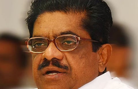 ദേഹാസ്വാസ്ഥ്യം : VM സുധീരൻ തിരുവനന്തപുരം മെഡിക്കൽ കോളേജിൽ | VM Sudheeran