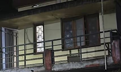 ഒറ്റപ്പാലത്ത് ദമ്പതികളെ വെട്ടിക്കൊന്നു: 4 വയസ്സുകാരന് ഗുരുതര പരിക്ക്, ബന്ധു കസ്റ്റഡിയിൽ | Murdered