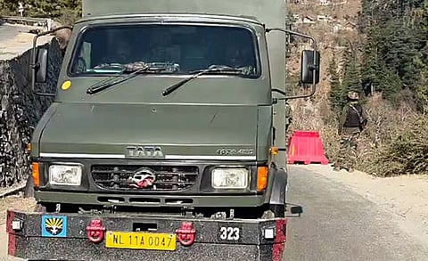 കിഷ്ത്വാറിൽ ഭീകരരുമായി ഏറ്റുമുട്ടൽ തുടരുന്നു: ഹവിൽദാറിന് വീരമൃത്യു, 8 പേർക്ക് പരിക്ക് | Terrorists