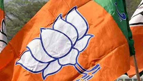 വിട്ടുവീഴ്ചയില്ലാതെ തിരുവനന്തപുരം കോർപ്പറേഷൻ: പ്രധാനമന്ത്രിയുടെ സന്ദർശനം സംബന്ധിച്ച് അനധികൃത ഫ്ളക്സ് ബോർഡുകൾ, BJPക്ക് 20 ലക്ഷം പിഴ | BJP