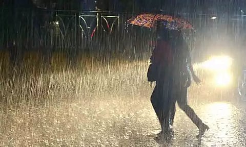 സംസ്ഥാനത്ത് ഇന്ന് ശക്തമായ മഴ, മൂന്ന് ജില്ലകളില്‍ യെല്ലോ അലര്‍ട്ട്