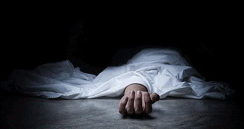 ഡൽഹിയിൽ പിതാവും ഭിന്നശേഷിക്കാരായ നാല് മക്കളും മരിച്ചനിലയിൽ