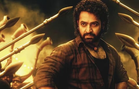 ദേവര പാർട്ട് 1 വിജയം ആഘോഷിക്കുമ്പോൾ ആരാധകർക്ക് നന്ദി പറഞ്ഞ് ജൂനിയർ എൻടിആർ