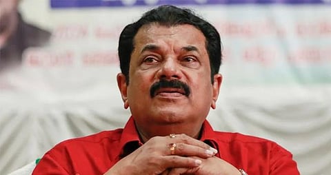 പീ​ഡ​ന​ക്കേ​സി​ൽ ന​ട​ൻ മു​കേ​ഷി​നെ അ​റ​സ്റ്റ് ചെ​യ്ത് വി​ട്ട​യ​ച്ചു