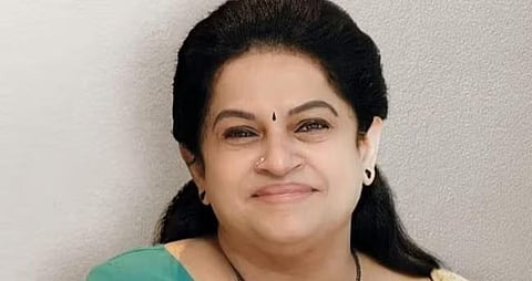 ‘പാ​ല​ക്കാ​ട് ഒ​രു ആ​ണ്‍​കു​ട്ടി പോ​ലു​മി​ല്ലേ’; രാ​ഹു​ൽ മാ​ങ്കൂ​ട്ട​ത്തി​ലി​നെ വി​മ​ർ​ശി​ച്ച് പ​ത്മ​ജ വേ​ണു​ഗോ​പാ​ൽ