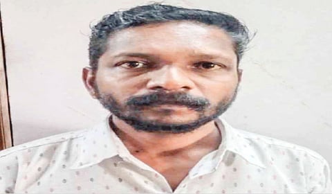 12കാ​രി​യെ പീ​ഡി​പ്പി​ക്കാ​ൻ ശ്ര​മി​ച്ച യു​വാ​വ് പി​ടി​യി​ൽ