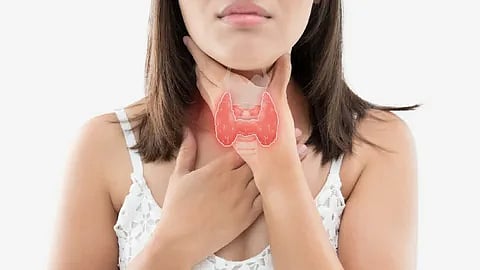 തൈറോയ്‌ഡ് : അറിയൂ ഈ ലക്ഷണങ്ങൾ | Thyroid Symptoms