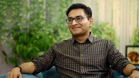 ‘കർഷകനാണ്, കള പറിക്കാൻ ഇറങ്ങിയതാ’: കലിയടങ്ങാതെ പ്രശാന്ത് | Prasanth IAS posts on FB