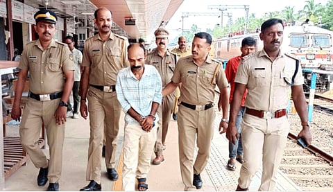 ഗു​രു​വാ​യൂ​രി​ലെ മാ​ല​മോ​ഷ​ണ പ​ര​മ്പ​ര: പ്ര​തി അ​റ​സ്റ്റി​ൽ | theft