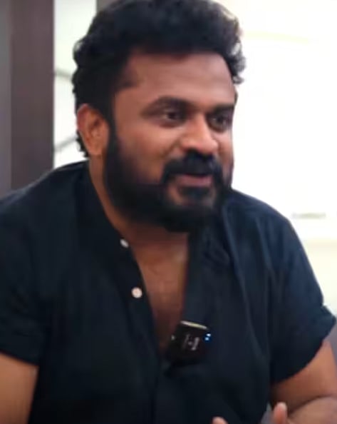 മോഹൻലാലിനെ ഏറ്റവും ആകർഷിക്കുന്ന രീതിയിൽ അവതരിപ്പിച്ചതിൽ സന്തോഷം : തൻറെ പുതിയ സിനിമയെപ്പറ്റി സംവിധായകൻ തരുൺ മൂർത്തി