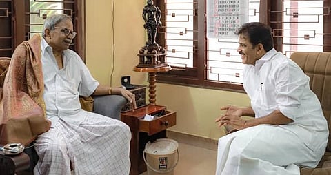 എം.​ടി.​യു​ടെ വി​യോ​ഗം സാ​ഹി​ത്യ​മേ​ഖ​ല​യ്ക്കും രാ​ജ്യ​ത്തി​നും വ​ലി​യ ന​ഷ്ടം: കെ.​ സി വേ​ണു​ഗോ​പാ​ൽ | K. C. Venugopal
