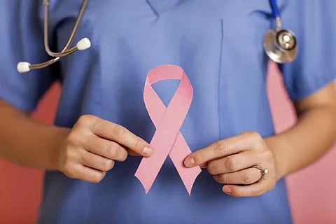 ക്യാൻസർ ; ശരീരം കാണിക്കുന്ന 6 ലക്ഷണങ്ങൾ | Symptoms of cancer