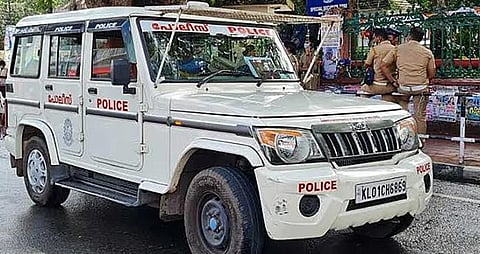 പ​ര​സ്യ​മാ​യി ല​ഹ​രി​ ഉ​പ​യോ​ഗി​ക്കു​ക​യും പോ​ലീ​സി​നെ ആ​ക്ര​മി​ക്കു​ക​യും ചെ​യ്ത സം​ഭ​വം; ഒ​രാ​ൾ പി​ടി​യി​ൽ | attacked the police