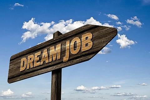 1000 ൽ അധികം അധ്യാപകരെ തേടി യു.എ.ഇ സ്കൂളുകൾ | Teacher Vacancy In UAE