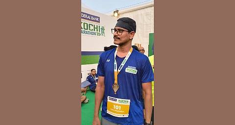 ജീവിതമാണ് ലഹരി; 21 കിലോമീറ്റർ മാരത്തോണിൽ സ്റ്റാറായി കൊച്ചി സിറ്റി കമ്മീഷ്ണർ പുട്ട വിമലാദിത്യ