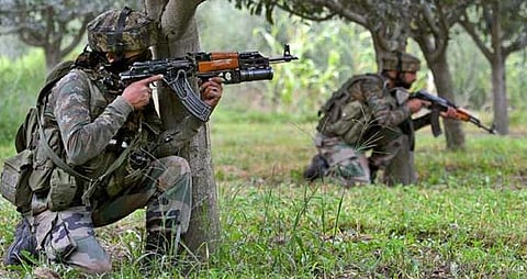 Search for terrorists in Kathua, One security officer injured; Army cordon off forest area