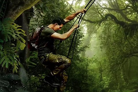 Akshay Kumar in Bear Grylls show Into the Wild