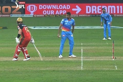 Ashwin and Finch in action during IPL