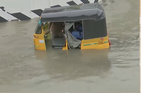 Auto stuck in 3 feet deep water at Kathipara Junction, Chennai