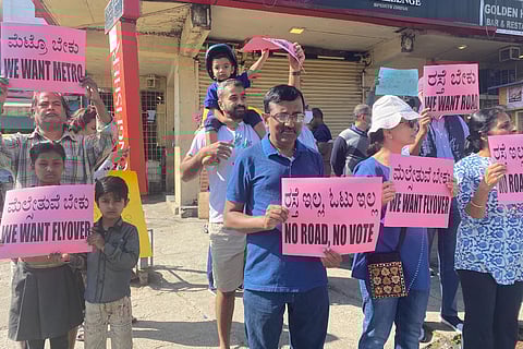 Residents of Bengaluru’s Koramangala protest demanding completion of Ejipura flyover