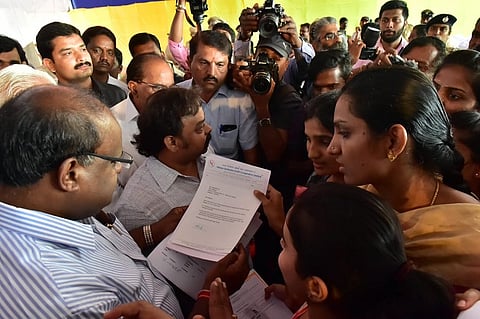 Hundreds of youth flock to job fair in Bengaluru organised by state govt