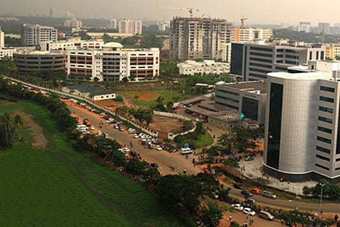 'Lack of public transport a major problem’: Kochi InfoPark employees write to Chief Minister