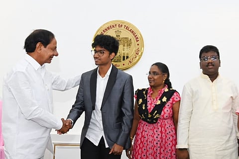KCR with grandmaster Praneeth