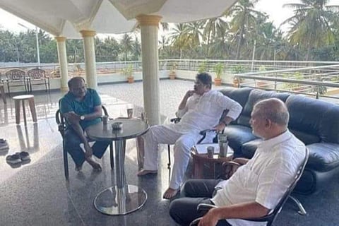 Former CM HD Kumaraswamy with R Ashok and JD(S) MLA Sa Ra Mahesh