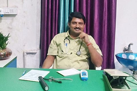 Conman Mahesh Nayak posing as doctor