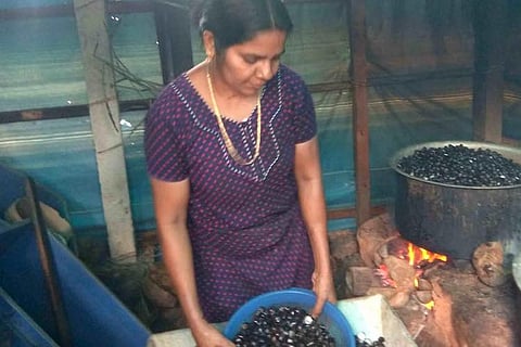 How clams are providing a lucrative livelihood to women in coastal Kozhikode
