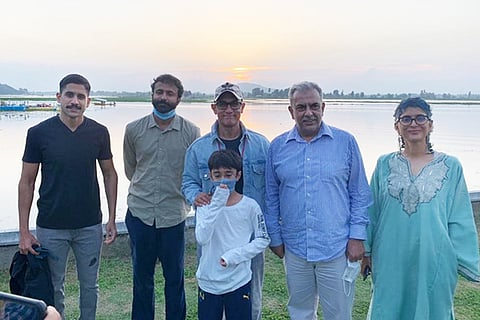 Image featuring Naga Chaitanya, Aamir Khan, Kiran Rao, Advait Chandan, Azad from Laal Singh Chadda shoot