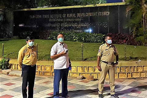 'Lack of info, 3 beds in single room': Passengers in Telangana quarantine facility