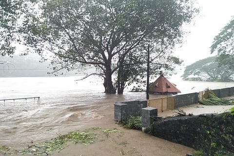 Kerala rains: Death toll rises to 22 as two killed in flash floods in Ernakulam