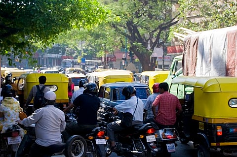 Chennai city traffic police to go digital: Spot fines can be paid by card