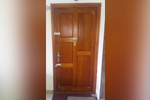 Kerala apartment ostracises NRI couple from Saudi, seals door with tape
