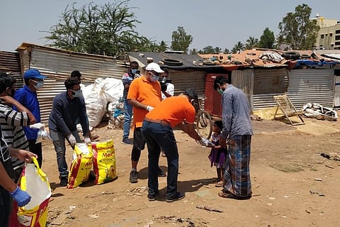 These entrepreneurs served over 3 lakh meals to daily wagers in India amid lockdown