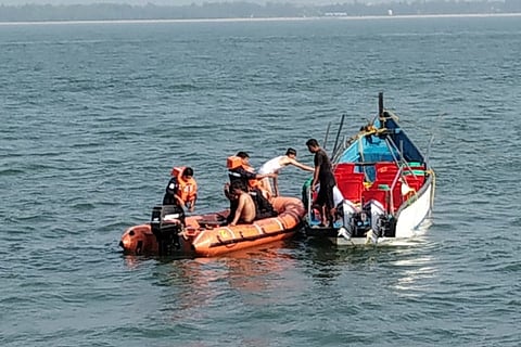  No life jackets, overcrowding caused Karwar boat capsize tragedy