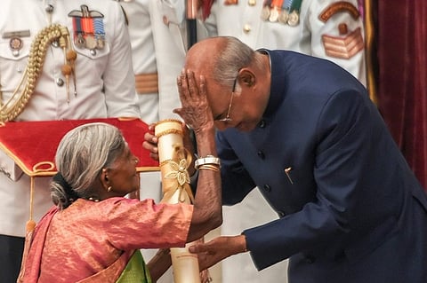 When Karnataka’s Padma Shri winner S Thimmakka 'blessed' the President