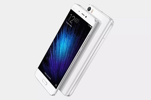 A sneak peek into the Xiaomi Mi6 Plus: 6 GB RAM and a 4500 mAh battery