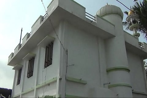 Petrol bombs hurled at mosque in Coimbatore, security demanded