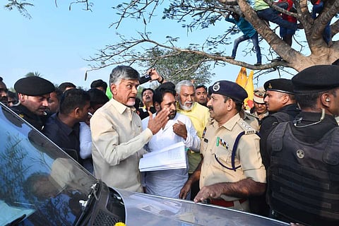Former CM Chandrababu Naidu arguing with a police officer in Kuppam 