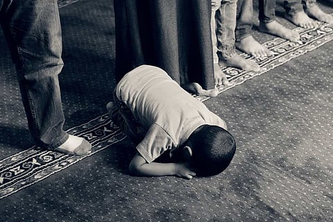 Child praying