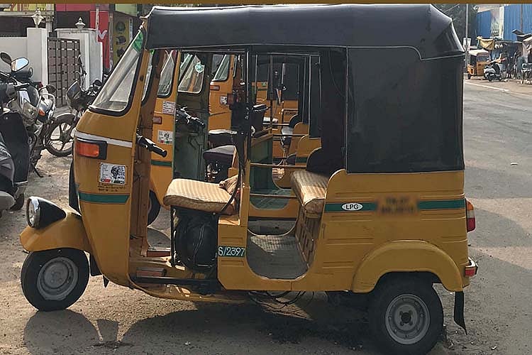 3 lakh people use Chennai Metro’s last-mile share autos and cabs in 9 ...