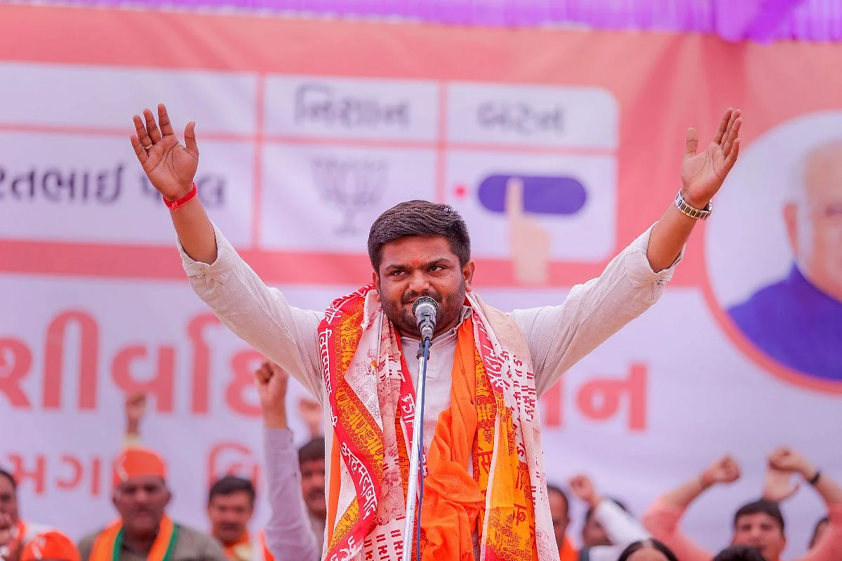 Gujarat court issues arrest warrant against Hardik Patel for failure to Gujarat court issues arrest warrant against Hardik Patel for failure to